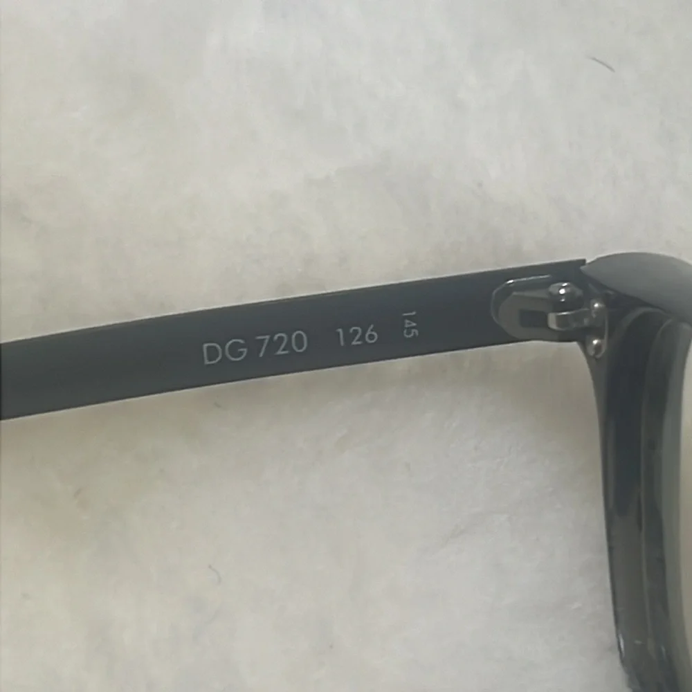 DOLCE & GABBANA “frames” - Picture 11 of 16